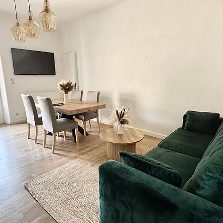 Appartement Eygalieres Avec Petit Jardin Dış mekan fotoğraf